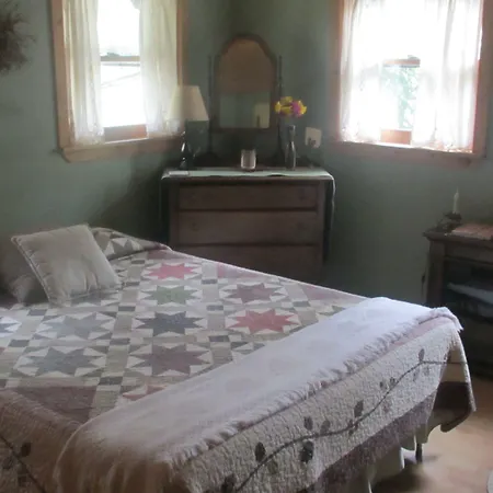 Buffalo Creek Bed And Breakfast-2