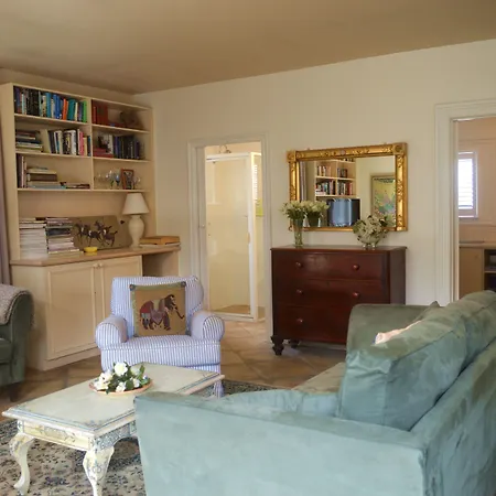 Athelney Cottage-2