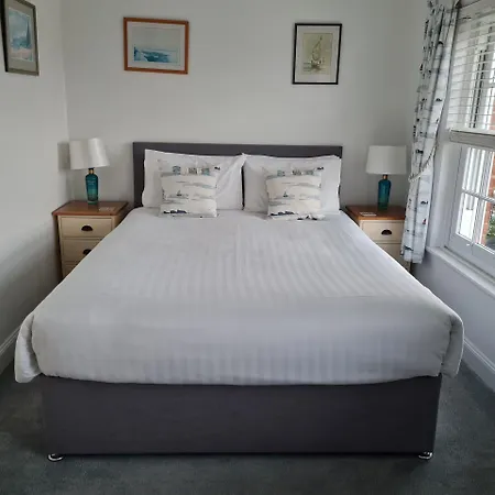 Endeavour House-3