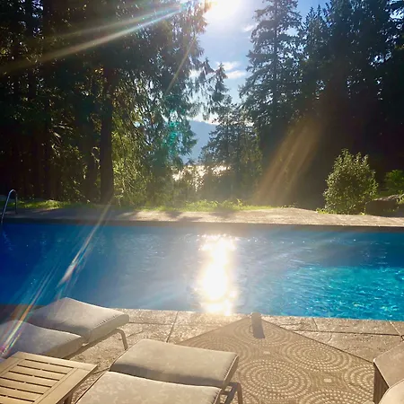 Davis Brook Retreat B&B-2
