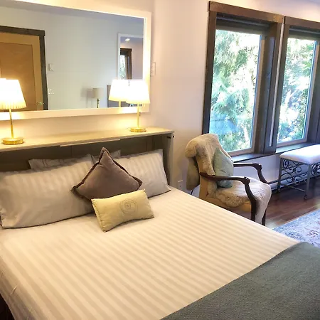 Davis Brook Retreat B&B-3
