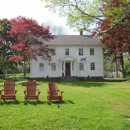 Grand Oak Manor Bed And Breakfast-3