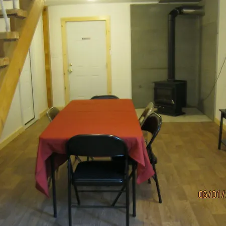 Whispering Winds Retreat B&B-2