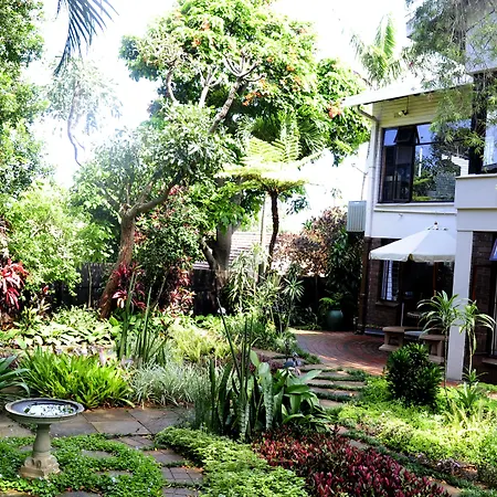 Oliveroom Self Catering And B&B-3