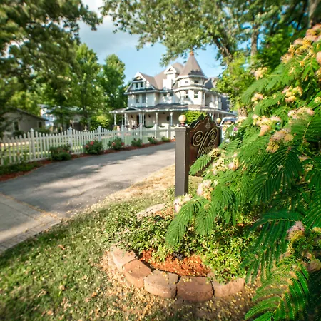 The Victoria Bed & Breakfast-3