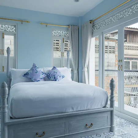 Noursabah Boutique Bed Bangkok-3