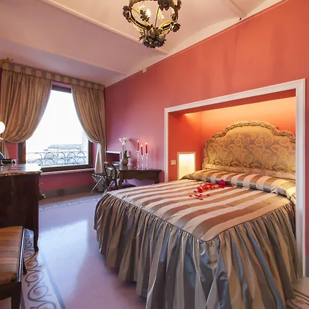 Residenza D'Epoca Palazzo Borghesi-3