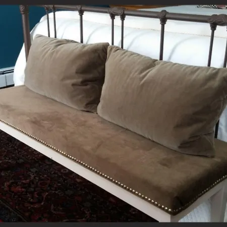 Burdett House Bed & Breakfast-2