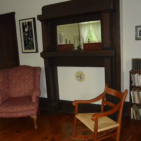 Belle Meade Bed And Breakfast-3
