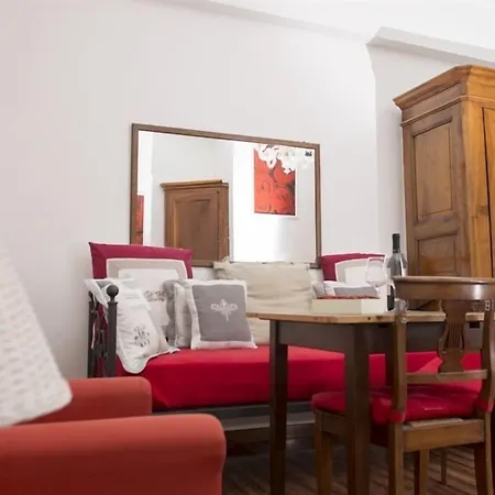Le Fate Apartments-3