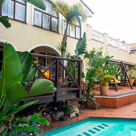 La Loggia Bed And Breakfast-3