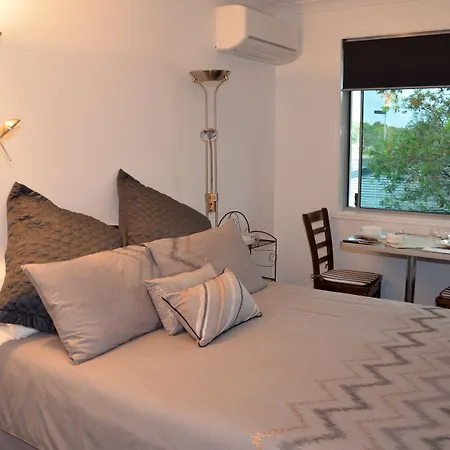 Torquay Terrace Bed & Breakfast-3