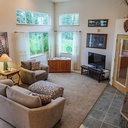 Denali Primrose Bed & Breakfast-3