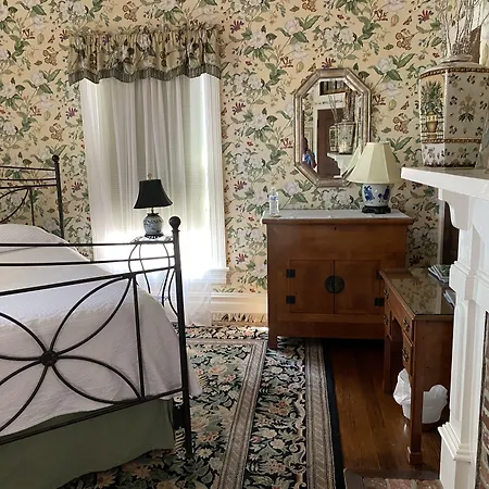 Hanna House Bed & Breakfast-3