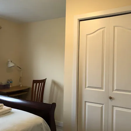 Richmond Vancouver Airport Comfy Home-2