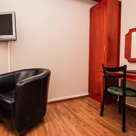 Skoogs City Bnb-3