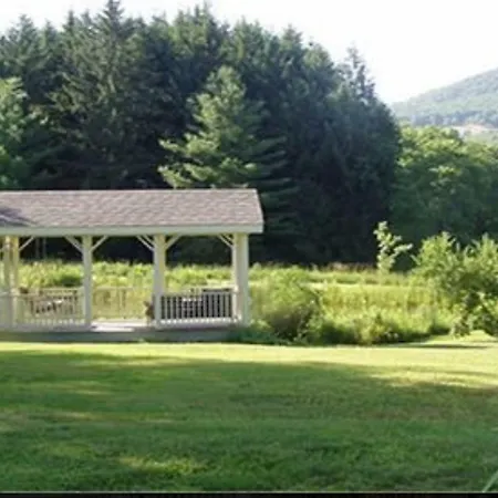 The Featherbed Inn & Nordic Spa-3