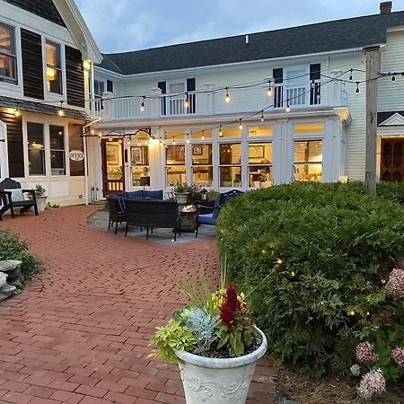 Spouter Inn Bed & Breakfast-3