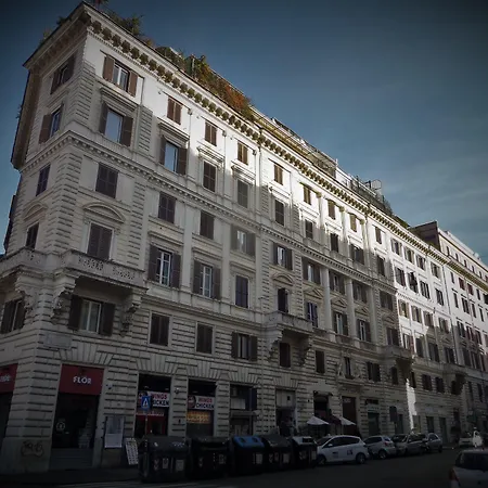 2 Passi Al Colosseo B&B-2