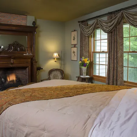 Hidden Serenity Bed And Breakfast-3