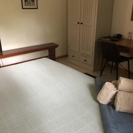 10 Alexander B&B-3