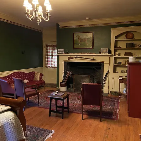 Emma'S Bed And Breakfast-2