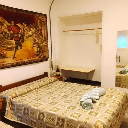 Hotel Medina y Mar BnB-2