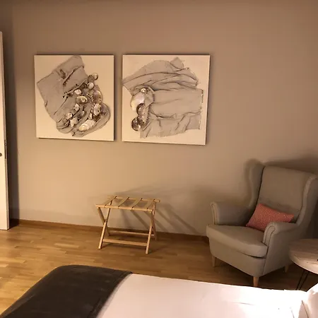 200 Rooms & Terrace-2