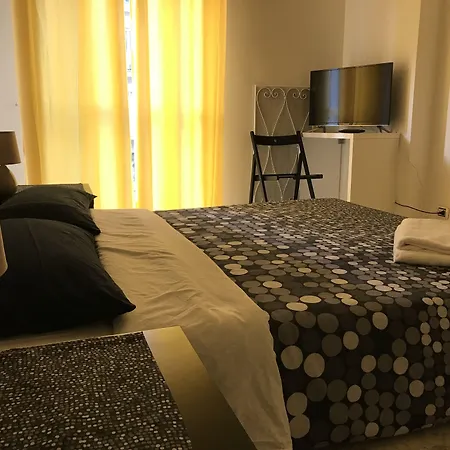 Room 110 Bari -Guesthouse--2
