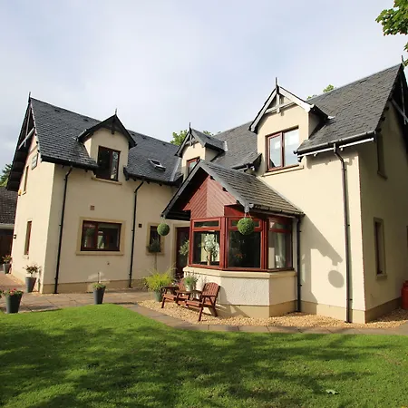 Culliss House B&B-2