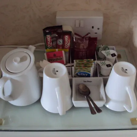Coombe Bank Guest House-2