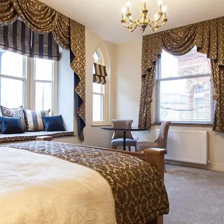 Parkers House Bed & Breakfast-3