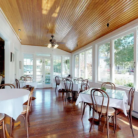 Holbrook House-2