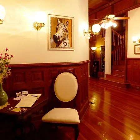 Hogan House Bed And Breakfast At Rose Hill-3