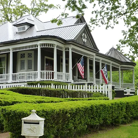 Hogan House Bed And Breakfast At Rose Hill-2