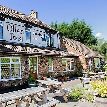 Oliver Twist Country Inn-3