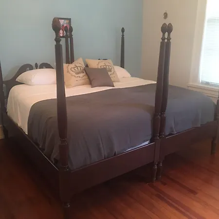 1912 Bed And Breakfast-2