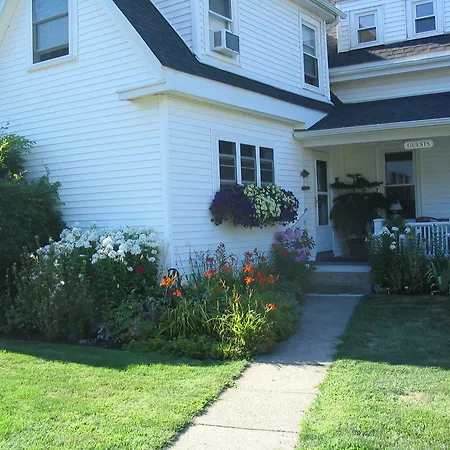 Bittersweet Bed And Breakfast-2