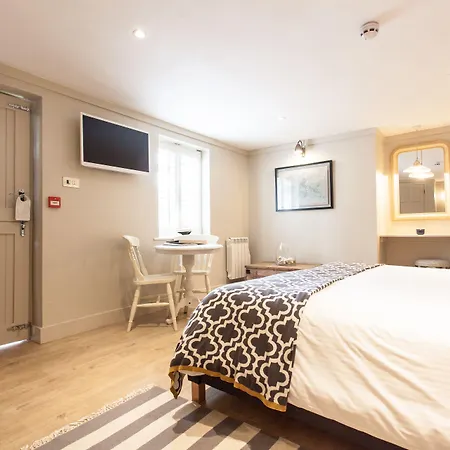 Headland House Luxury B&B-3