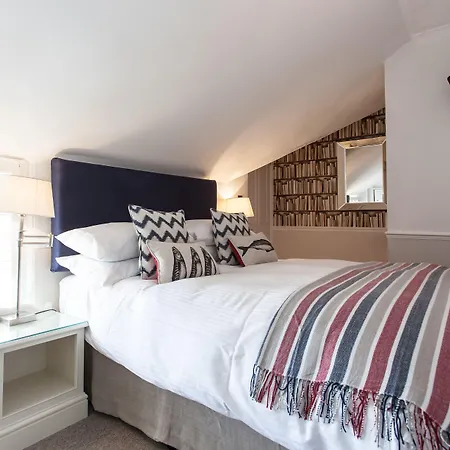 Headland House Luxury B&B-2