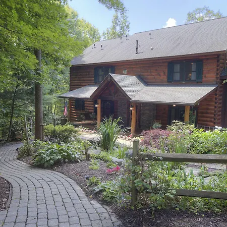 Lazy Bear Lodge-2