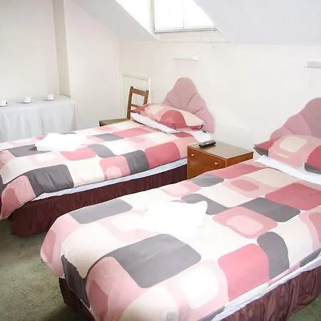 Dove Court Mini Lodge-3