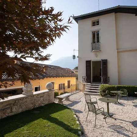 Villa Sizzo Relais B&B-2
