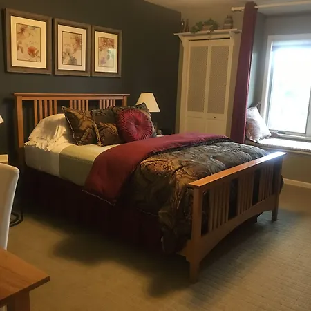 The Speckled Hen Inn B&B-2