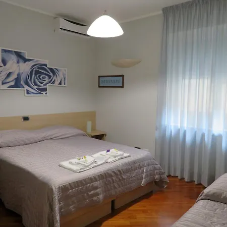 B&B Studio 162-3