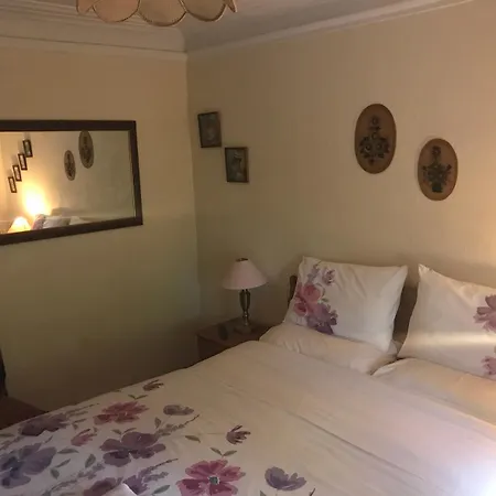 Hosefield Bed And Breakfast-3