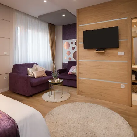 Vip Rooms-3