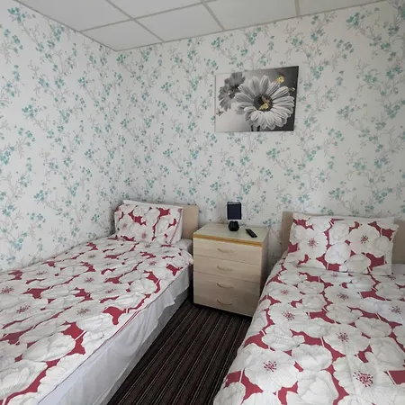 Oyo Wynnstay Hotel-2