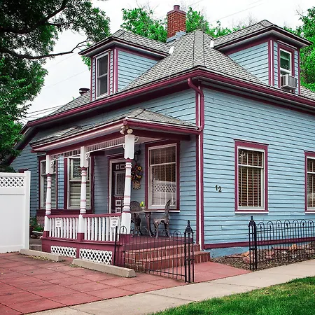 Holden House 1902 Bed & Breakfast Inn-2