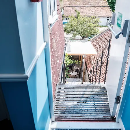 Mullions 51 B&B-2